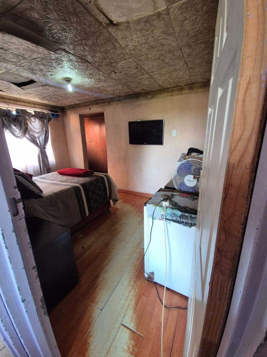 2 Bedroom Property for Sale in Kwa Nobuhle Eastern Cape